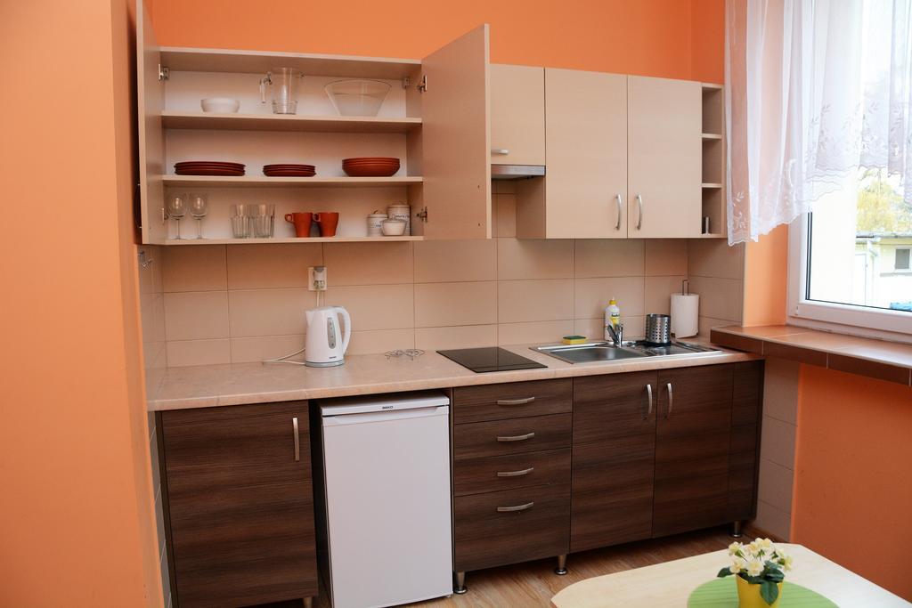 Aparthotel Bajeczna Krasków Exteriör bild