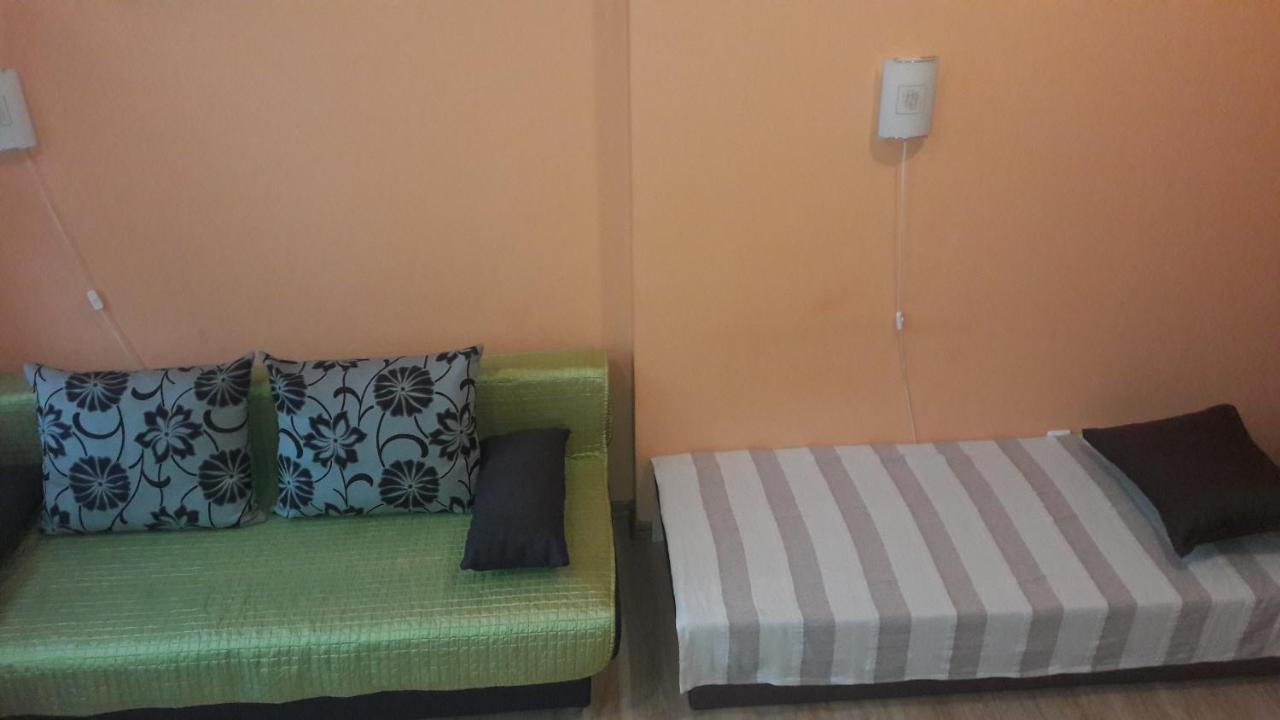 Aparthotel Bajeczna Krasków Exteriör bild